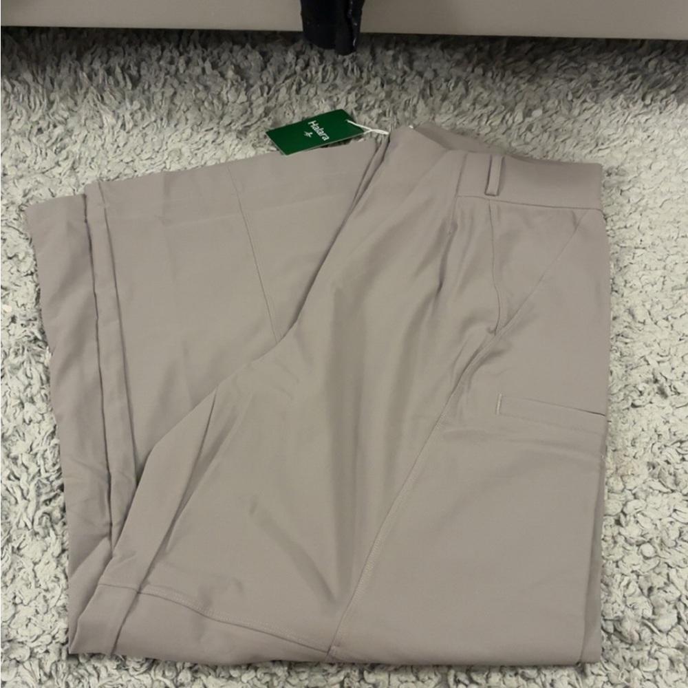 NWT-Halara Flex™ DayStretch High Waisted Pocket Work Flare Pants - Picture 4 of 4